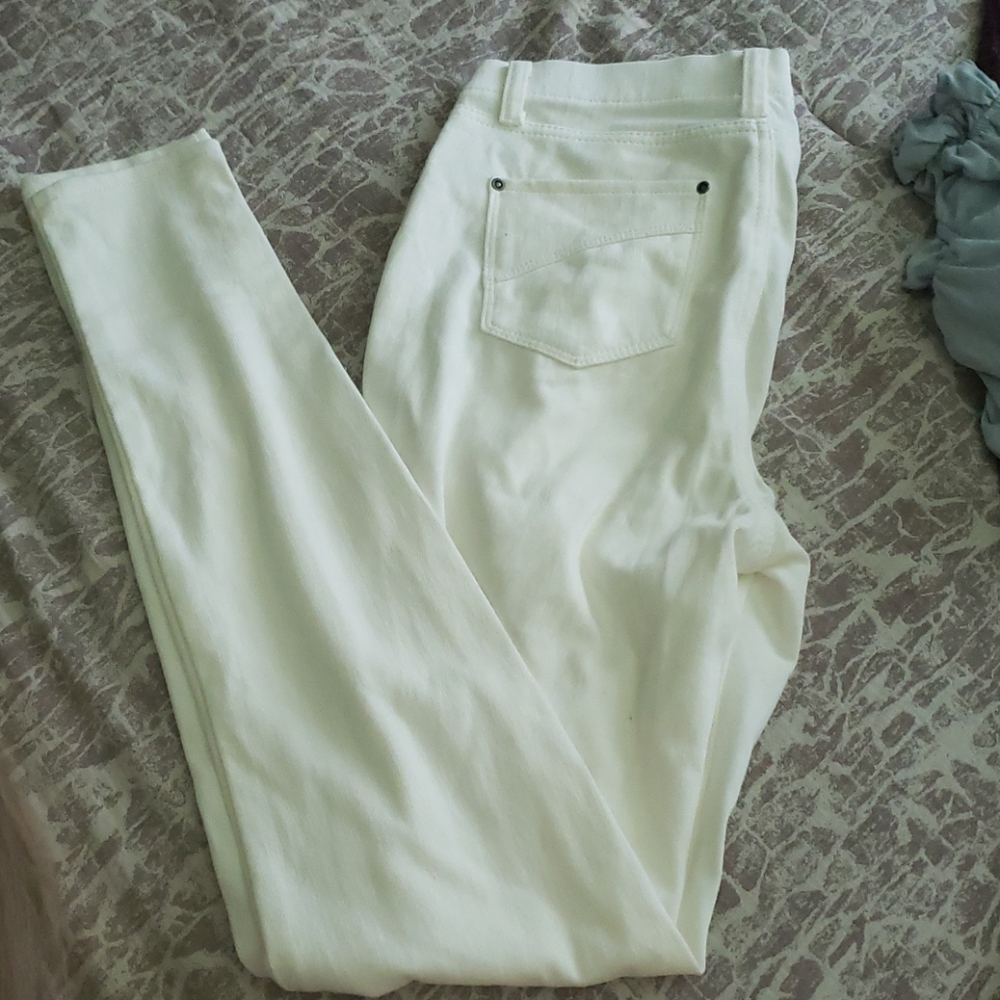 White jeggings